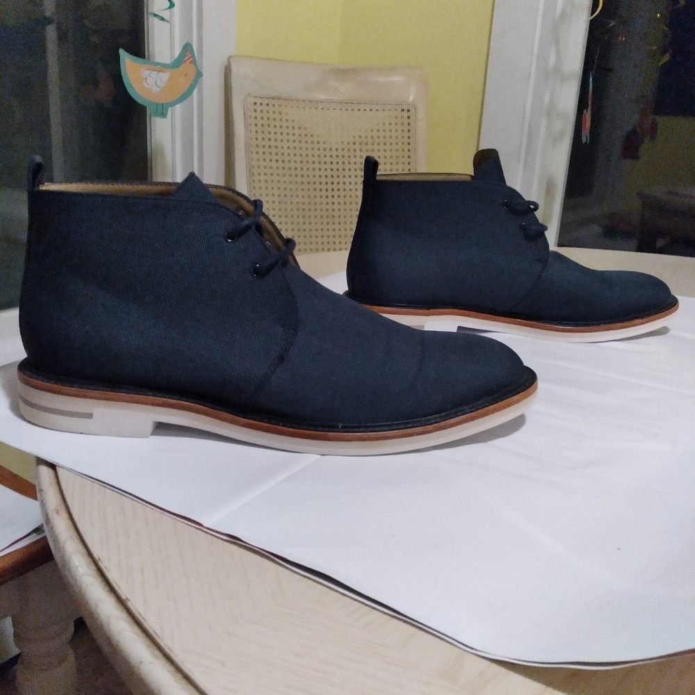 Calvin KLEIN Jonas CHUKKA